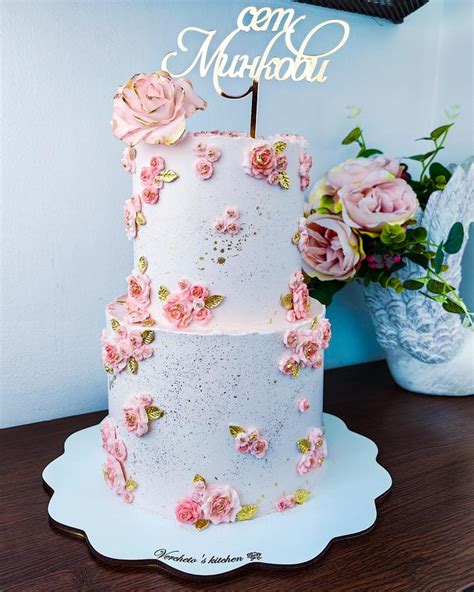 Roses Wedding Cake Decorated Cake By Vyara Blagoeva Cakesdecor