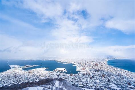 Paisaje Y Paisaje Urbano Hermosos De La Monta A Hakodate Para La Mirada