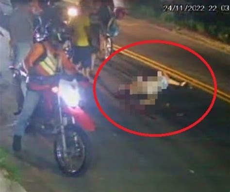 Not Cias Imagens Fortes Jovem Cai De Motocicleta E Morre Na Hora