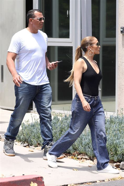 Jennifer Lopez Braless Hot Celebs Home