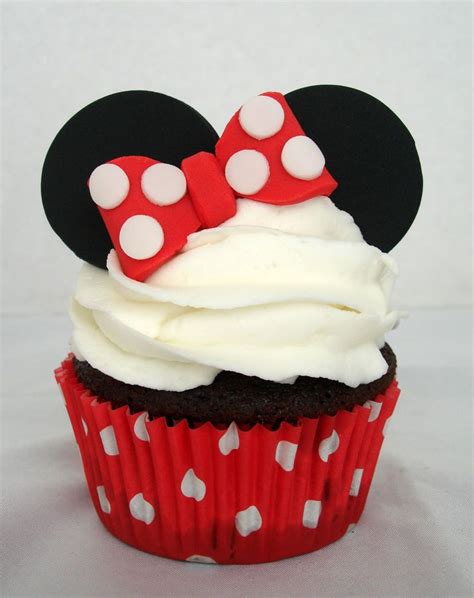 Minnie Mouse Cupcake Cake Ideas