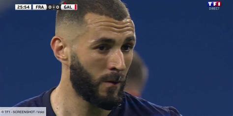 France Galles Karim Benzema rate un penalty pour son retour en équipe