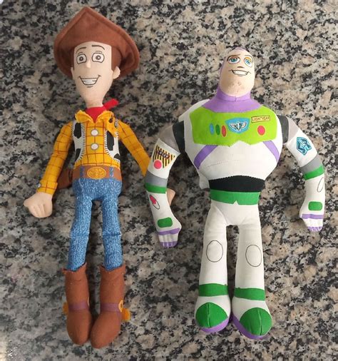 Bonecos Woody E Buzz Lightyear Toy Story Pel Cia Usado