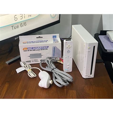 Nintendo Wii Console เครื่องเล่นเกม นินเทนโด วี เครื่องแปลง เล่น ก๊อป แท้ Sd Card ไม่มีกล่อง