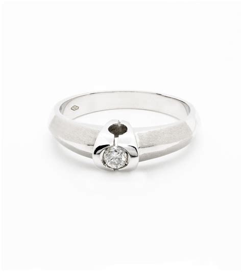 Anillo Solitario Diamante Oro Blanco 18k VALORUM