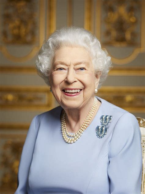 Queen S Funeral Unseen Portrait Of Elizabeth Ii Unveiled Bbc News