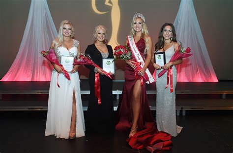 Rosequeen Photo Gallery Jackson County Rose Festival