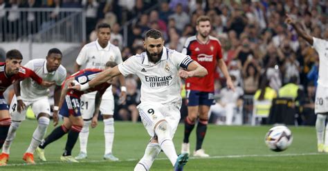 Benzema rate un penalty et propulse le Barca en tête de la Liga Pulse