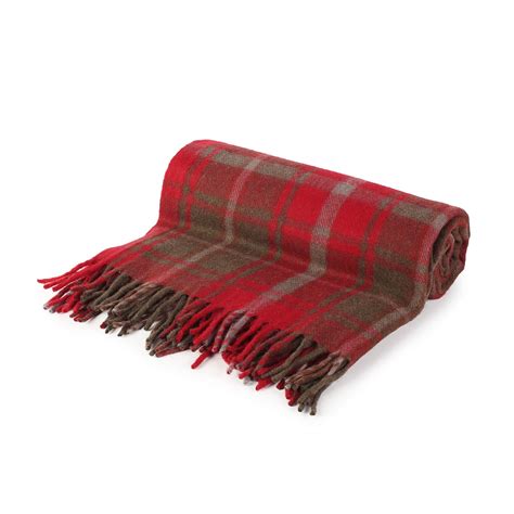 Tartan Tweed – Canadian Dark Maple Leaf – British & Irish Imports