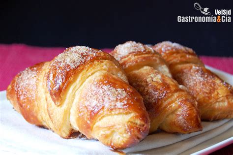 Bollería repostería y pastelería Definiciones Gastronomía Cía