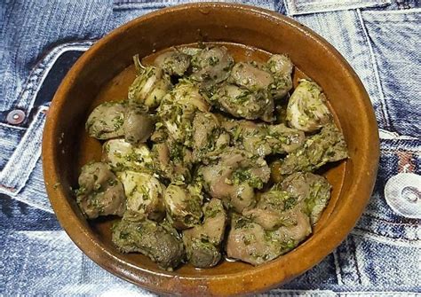 Receta Sabroso Mollejas De Pollo Al Ajillo