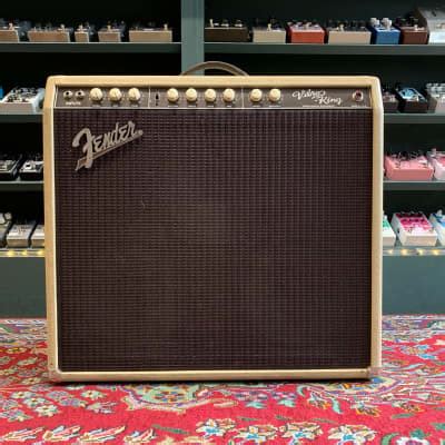 Fender Vibro King Csr Reverb