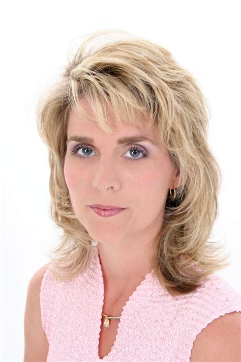 Mooie Vrouw Met De Blauwe Ogen Van Het Haar Van De Blonde Stock Foto Image Of Zaken Glamour