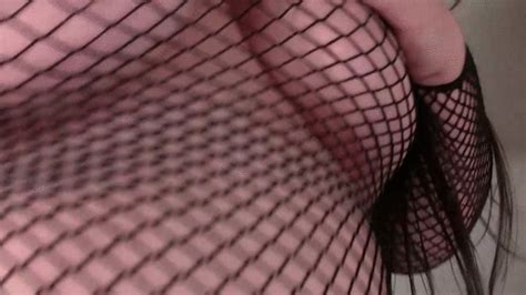 BBW Bella Bendz Fucks Her Pussy And Asshole And Is In Fishnet Dress