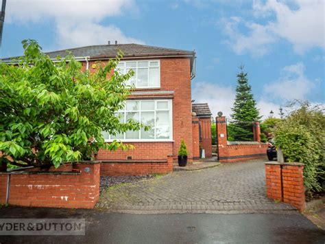 3 Bed Semi Detached House For Sale In Harton Close Shaw Oldham