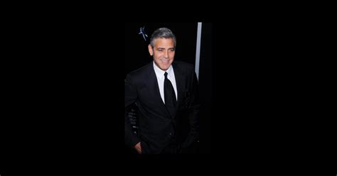 Photos George Clooney Torse Nu à 17 Ans Cétait Déjà Un Sex Symbol