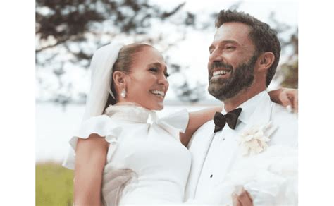 Con Inéditas Fotos De Su Boda Jennifer López Y Ben Affleck Celebran Un Año De Casados