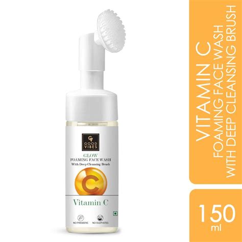 Good Vibes Vitamin C Glow Foaming Face Wash With Deep Cleansing Brush