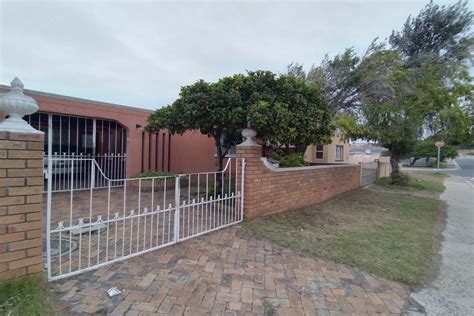 Westridge Mitchells Plain 3 Bedroom Houses For Sale Pam Golding