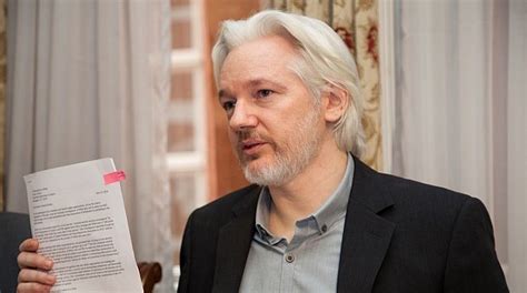 Defend Wikileaks Julian Assange Charged Under Espionage Act In