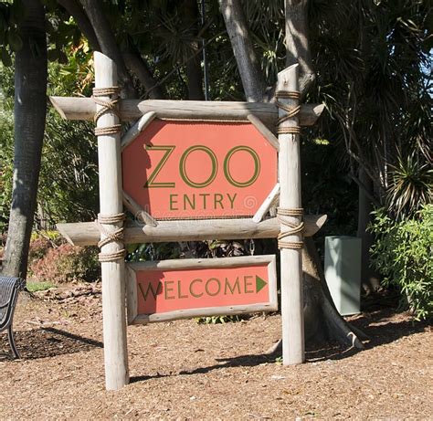 Zoo Welcome Signs