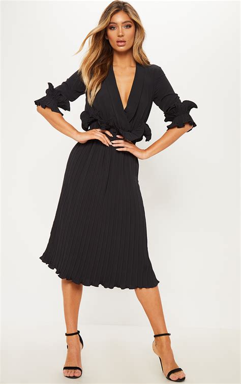 Black Frill Detail Pleated Midi Dress Prettylittlething Usa