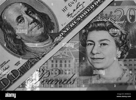 100 pound note Black and White Stock Photos & Images - Alamy