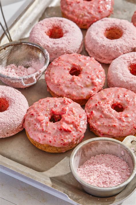 Irresistible Baked Strawberry Frosted Donuts Pbpc Dessert Blog