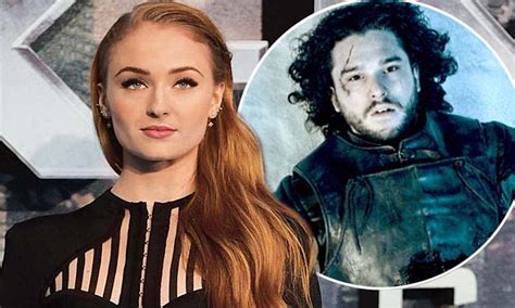 Sophie Turner Describes Moment When Sansa Stark Reunited With Jon Snow