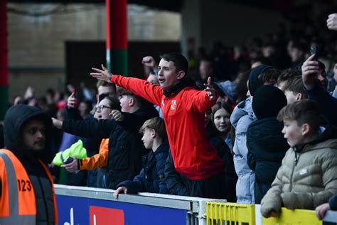 Fans Guide Swindon Town Vs Salford City News Swindon Town