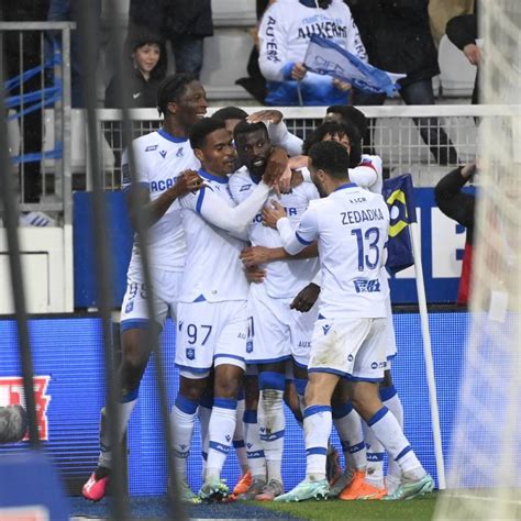 Auxerre 1 0 Troyes Ligue 1 Uber Eats résumé du match 01 04 2023