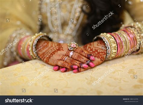 Indian Pakistani Bridal Showing Wedding Mehndi Stock Photo 1980124745 ...