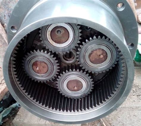 Купить Вал шестерня бортового редуктора в Екатеринбурге по цене: 8 888 ...