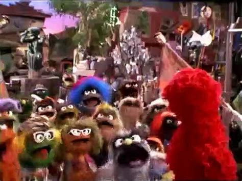 Elmo au pays des grincheux Bande annonce EN Vidéo Dailymotion