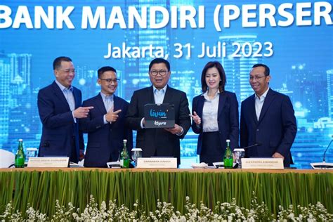 Bank Mandiri Terus Perkuat Ekonomi Indonesia Dengan Salurkan Kredit Rp1