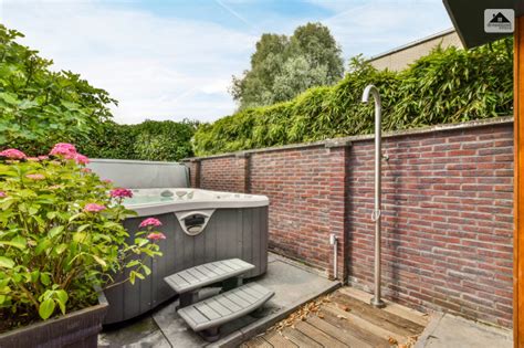 Hot Tub Privacy Ideas For You In Updated Designs