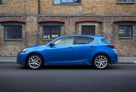 Photo Gallery The Lexus CT 200h F SPORT In Ultrasonic Blue Lexus