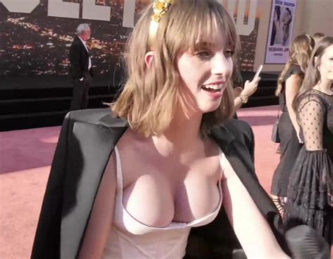 Maya Hawke Nude Flashes SideBoobs Leaked Thotslife