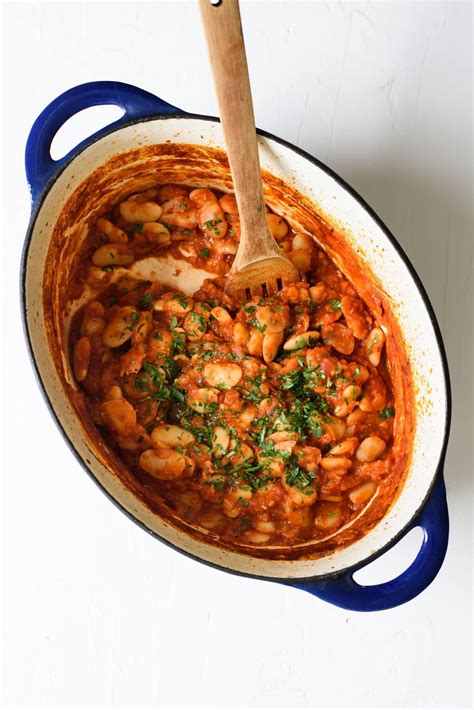 Greek Style Tomato Braised Beans Recipe Braising Recipes Vegan Recipes Healthy Braised