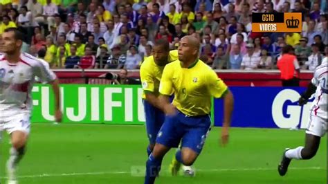 Ronaldo And Ronaldinho Shocked Zidane S Performance In This Football