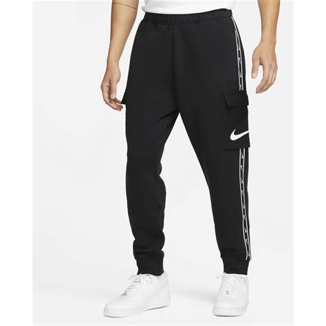 NIKE M NSW REPEAT SW FLC CARGO PANT på stadium se