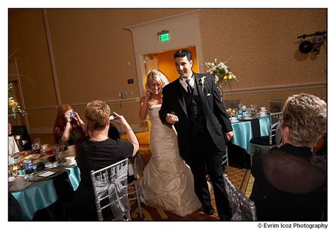 Lindsy and Aaron’s Fabulous Wedding - Portland Wedding Photography Blog ...