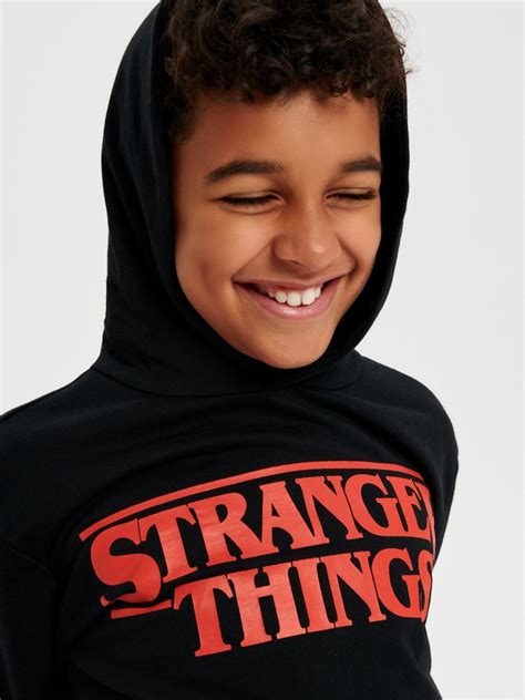 Bluza Z Kapturem Stranger Things Kolor Czarny Sinsay 6853y 99x