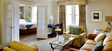 Hotels near Fenway Park - Rates, Reservations - Boston Discovery Guide