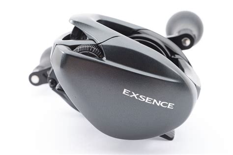 Near Mint Shimano Exsence Dc Ss Hg Right Baitcast Reel W Box Japan