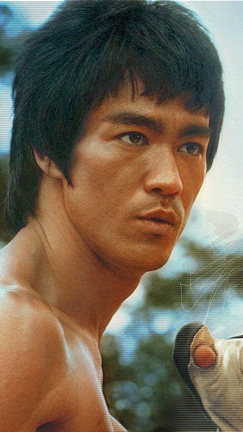 Foto Bruce Lee Legend Materi Belajar Online