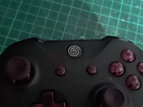 Free 3D File Xbox One Guide Button With Dreamcast Swirl3D Printable