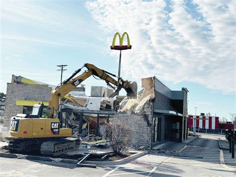 McDonald’s is demolished - Sidney Daily News