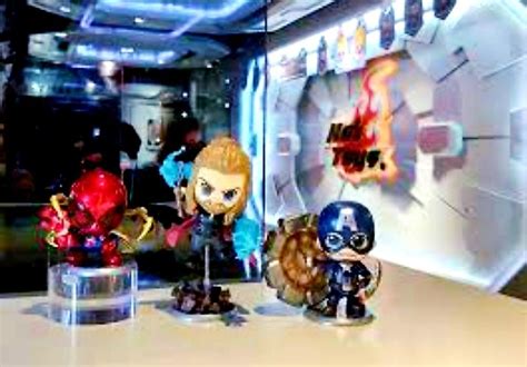 MISB Hot Toys Cosbaby Light Up Magnetic Function Iron Spider Instant Kill Mode Version