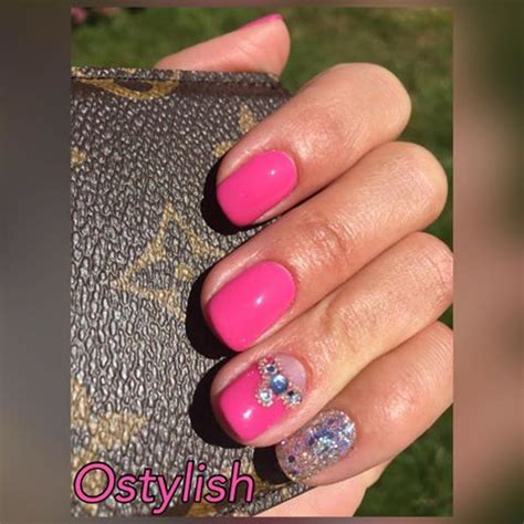 Hot Pop Pink Cnd Shellac With Glitter And Swarovski Crystals